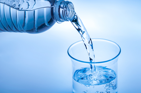 Blog Image: Stay Hydrated to Manage Food Cravings