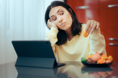 Blog Image: Fend Off Boredom Eating with Distractions Not Treats